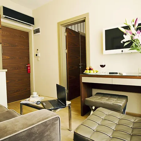Eva Taksim 3*